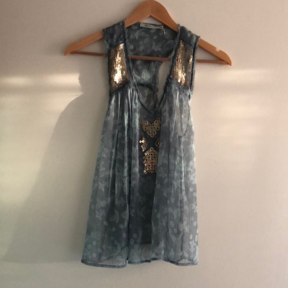 Kimichi blue top